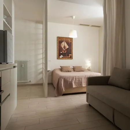 Casa Aleardi Grazioso E Nuovissimo Monolocale Con Balcone Apartment