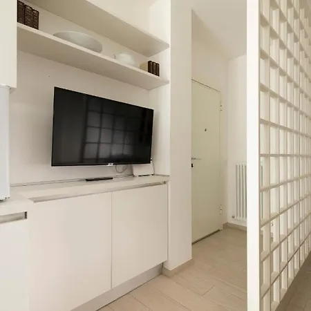 Casa Aleardi Grazioso E Nuovissimo Monolocale Con Balcone Apartment *