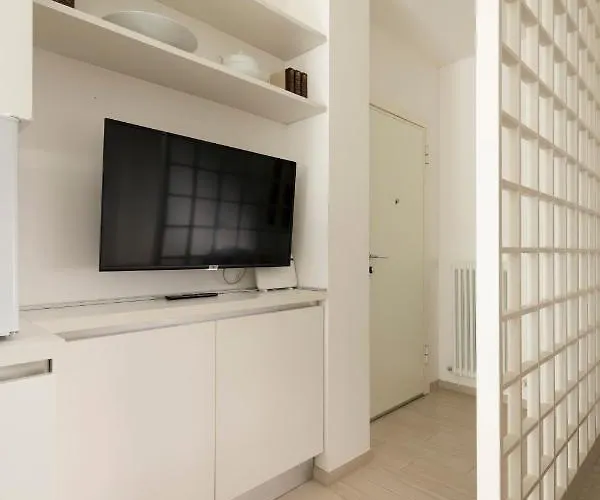 Casa Aleardi Grazioso E Nuovissimo Monolocale Con Balcone Apartment *